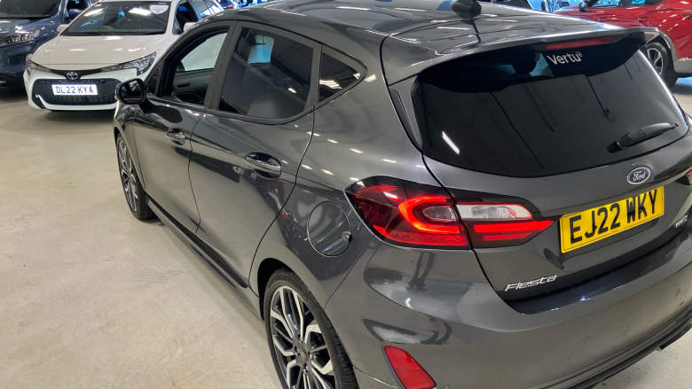 Ford Fiesta 1.0 EcoBoost Hybrid mHEV 125 ST-Line Vignale 5dr Petrol Hatchback